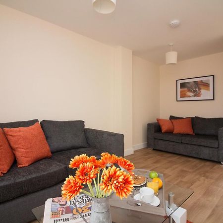 Dpv - Above Bar Street Apartments Southampton Ngoại thất bức ảnh