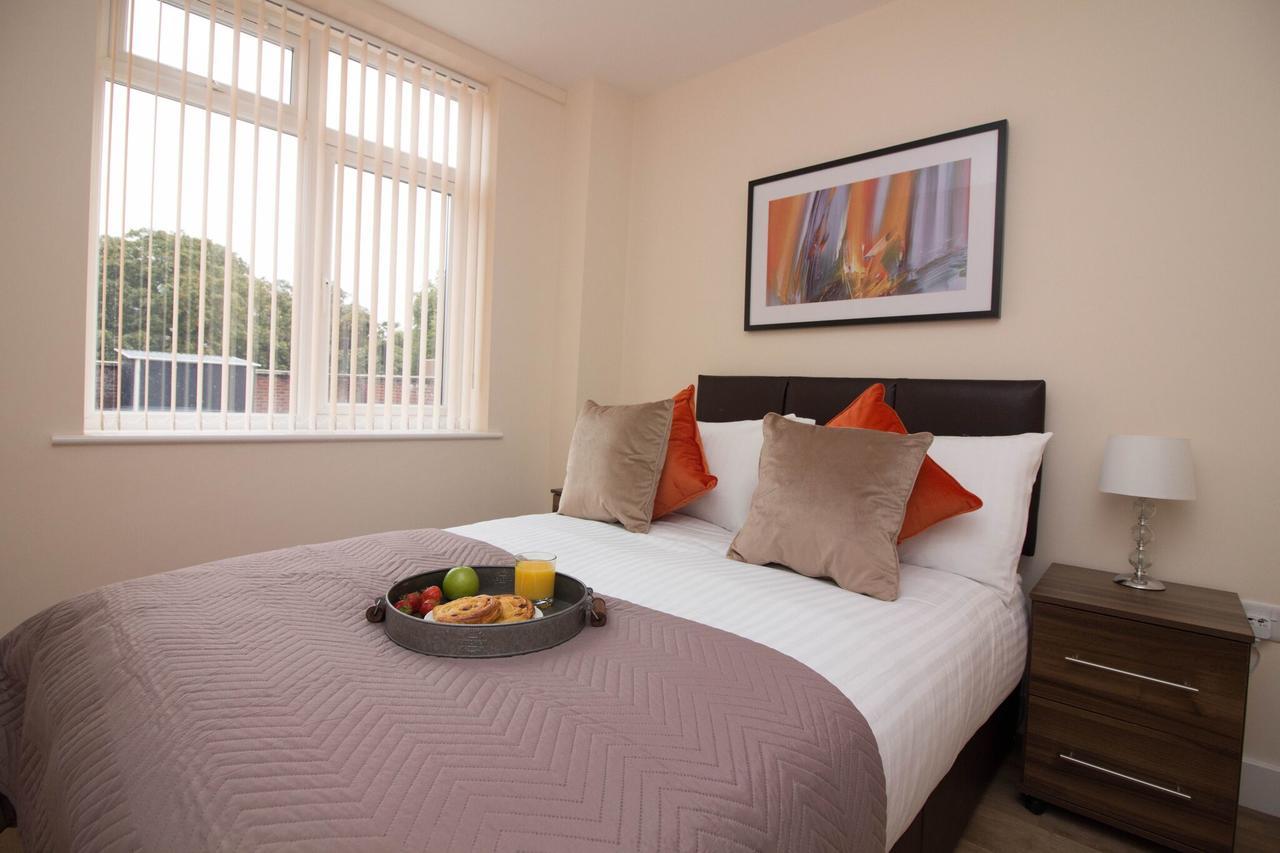 Dpv - Above Bar Street Apartments Southampton Ngoại thất bức ảnh