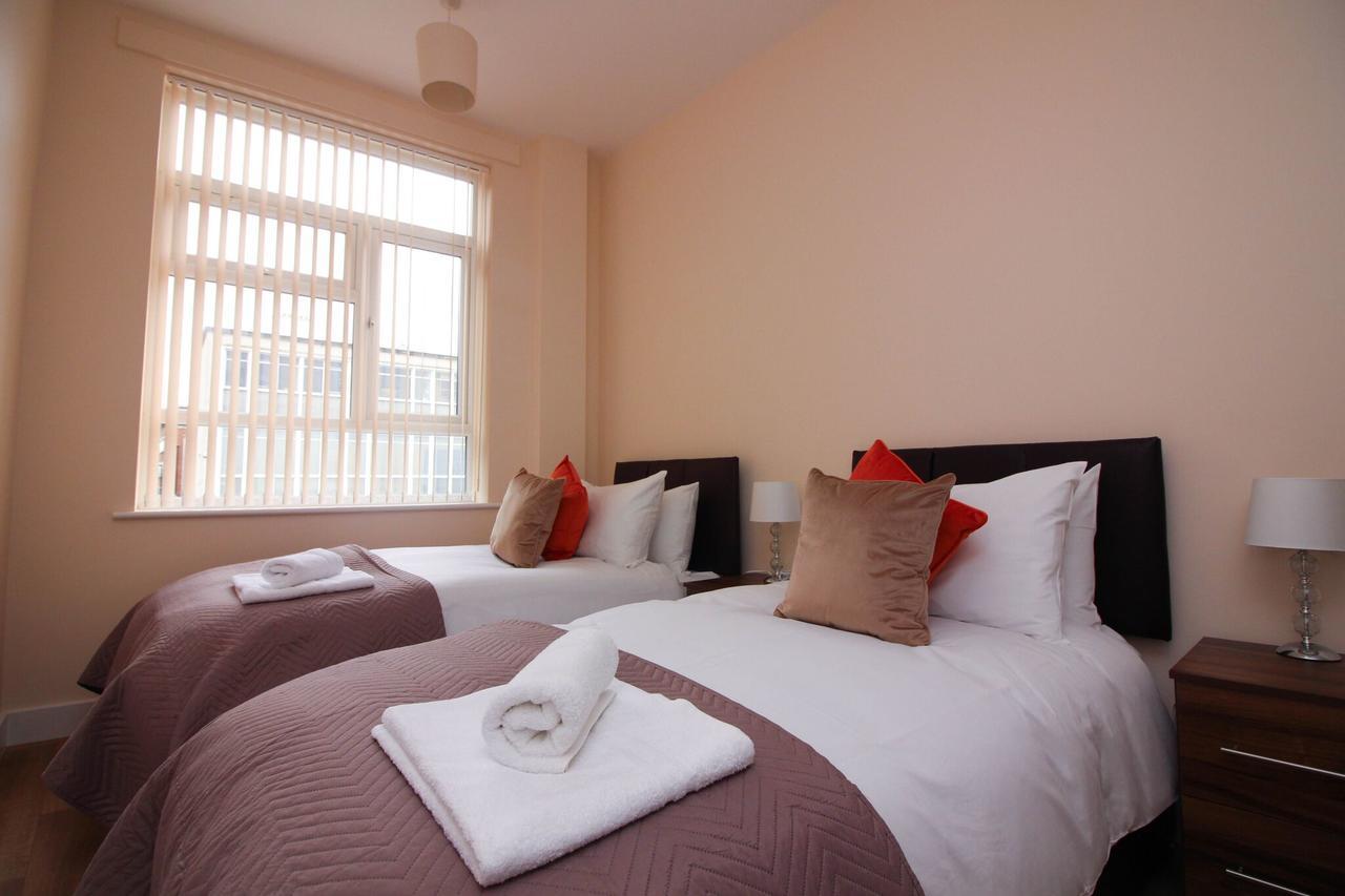 Dpv - Above Bar Street Apartments Southampton Ngoại thất bức ảnh